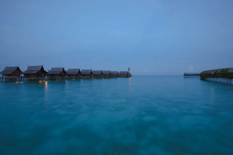 Bungalow or Butler Service? A No-Nonsense American's Guide to Picking the Right Langkawi Hotel for Your Money