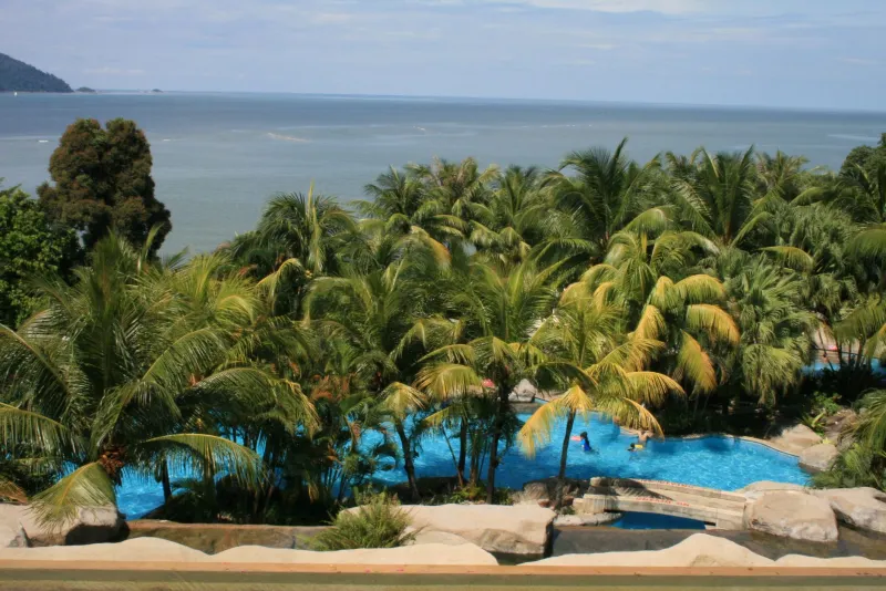 How to Book a Langkawi Hotel at Half Price — And Actually Enjoy the Trip